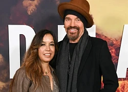 Chồng cũ Angelina Jolie hé lộ cuộc sống hôn nhân bên người vợ thứ 6
