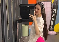 Chu Thanh Huyền tự tin "flex" vòng 3 nóng bỏng quyến rũ, nhan sắc thăng hạng đỉnh cao