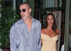 Chuyện tình với bạn gái kém 27 tuổi giúp Brad Pitt trẻ trung và hạnh phúc