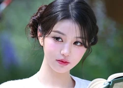 "Công chúa" Jang Won Young bơm môi đến không thể cười nổi?