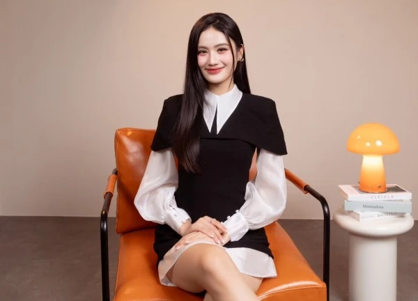 Hoa hậu Ý Nhi: "Tôi vẫn có hậu phương vững chắc"