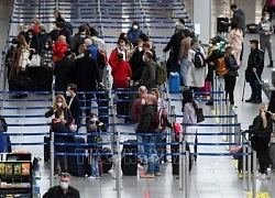 EU xem xét tăng phí nhập cảnh đối với du khách Mỹ và Anh để trả nợ sau đại dịch