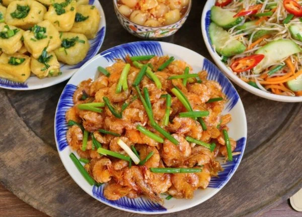 Hôm nay nấu gì: Bữa tối dễ nấu mà ngon, nhìn chỉ muốn ăn liền 3 bát cơm