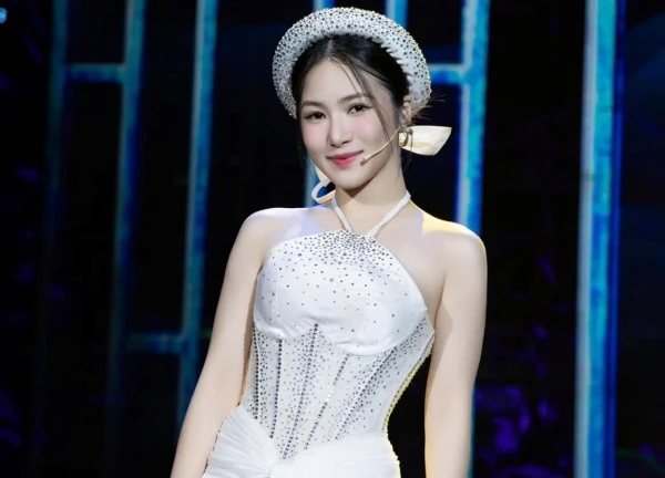 Hương Tràm: "Tự hào góp tiếng hát tri ân người làm báo cách mạng Việt Nam"
