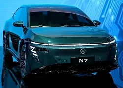 Khách Trung Quốc đổ xô đặt cọc xe điện Nissan