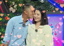 Kỹ sư điện U.40 vỡ òa khi chinh phục được cô gái xinh đẹp