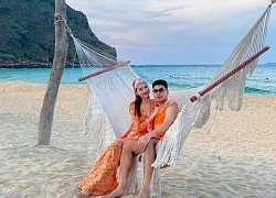 MC Huyền Trang Mù Tạt bị dân mạng chê "sống ảo", "cợt nhả" với mẹ của bạn trai cầu thủ