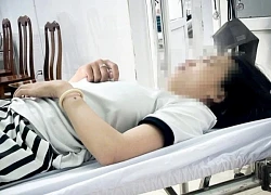 Một phụ nữ trẻ bị đánh hội đồng, phát trực tiếp lên mạng xã hội