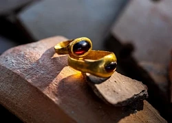 Phát hiện 'kho báu' quý giá dưới móng của tòa nhà