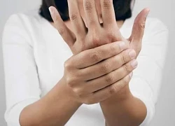 Tê tay là dấu hiệu của bệnh gì?