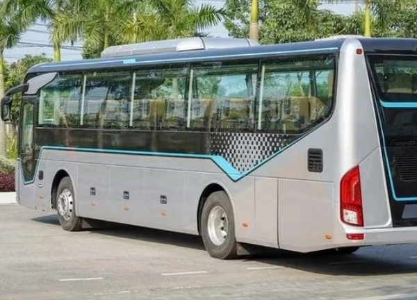 Thaco Auto xuất khẩu xe Bus cao cấp Mercedes-Benz RS 1936 sang Thái Lan