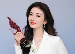 'Tiểu Yến Tử' Huỳnh Dịch bị chỉ trích 'có EQ thấp'