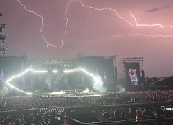 Truyền thông quốc tế nói về cảnh tượng sấm sét chói lòa tại concert Chông Gai, netizen tranh cãi dữ dội