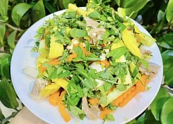 Vét tủ lạnh: Nhà thừa ít lưỡi lợn luộc, đem ngay làm món nộm giòn ngon thanh mát giải nhiệt ngày hè