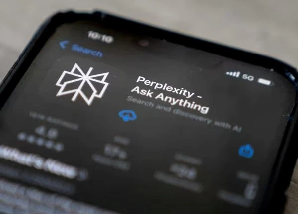 Apple cân nhắc mua lại Perplexity AI sau khi Meta thất bại: Samsung là trở ngại