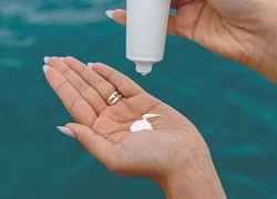 Vì sao bôi kem chống nắng bị ngứa?