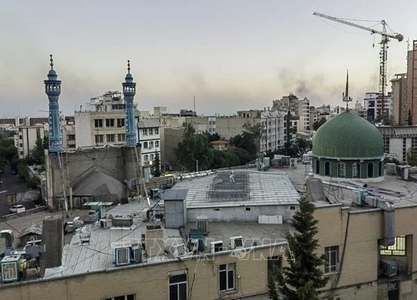 Căng thẳng Israel - Iran: Nhiều quốc gia nhanh chóng sơ tán công dân
