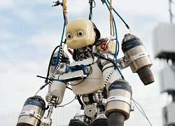 Robot hình người đầu tiên trên thế giới có khả năng bay chính thức cất cánh