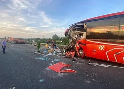Tai nạn 2 người chết ở cao tốc: Tài xế xe đầu kéo khai dừng xe để ngủ