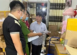 Triệt phá đường dây sản xuất, buôn bán nước hoa giả với số lượng đặc biệt lớn