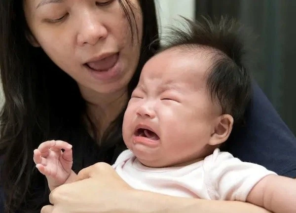 Căn bệnh gây ra tiếng thở rít như gà gáy
