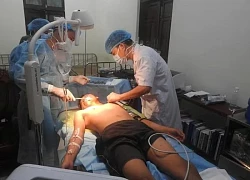 Một ngư dân bị cá kìm đâm rách cổ khi đang lặn biển