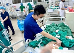 Người đàn ông nguy kịch sau nhiều năm dùng loại thuốc 'uống vào đỡ ngay'