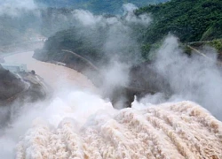 Nhiều thủy điện ở Nghệ An xả lũ trong đêm