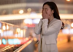 Nhìn thấy đơn ly hôn tôi viết để trong ngăn kéo, chồng trả thù một cách tàn bạo, những chuyện sau đó khiến tôi khủng hoảng