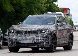 SUV điện BMW iX5 bản hiệu năng cao chạy thử trên đường