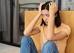 Tôi phát hiện chồng mình lưu ảnh chị dâu trong điện thoại nhưng thứ khiến tôi sốc hơn là chuyện bố chồng tiết lộ