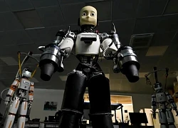 Lần đầu tiên robot hình người bay lên như phim viễn tưởng