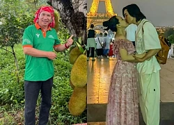 Nghệ sĩ Quang Thắng khoe 'gia tài', Việt Hương ôm hôn chồng đắm đuối