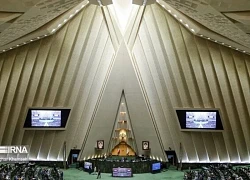 Quốc hội Iran thông qua dự luật đình chỉ hợp tác với IAEA