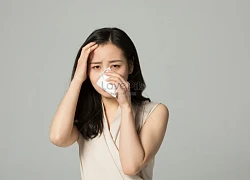 Tôi nghi ngờ chồng vì đêm nào cũng lảng tránh mình, đến khi phát hiện sự thật, tôi chỉ biết lặng người quặn thắt