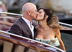 Tỷ phú Jeff Bezos và MC nóng bỏng đã kết hôn, ký hợp đồng tiền hôn nhân