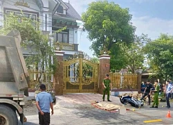 Va chạm xe đầu kéo, người đàn ông tử vong trước cửa căn biệt thự