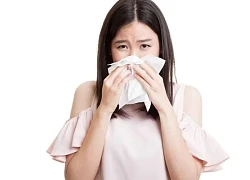 6 biện pháp nên làm để tránh nhiễm lạnh khi đi ngoài trời mưa