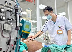 Ba ngày sau khi ăn tiết canh, người đàn ông tím toàn thân do liên cầu lợn