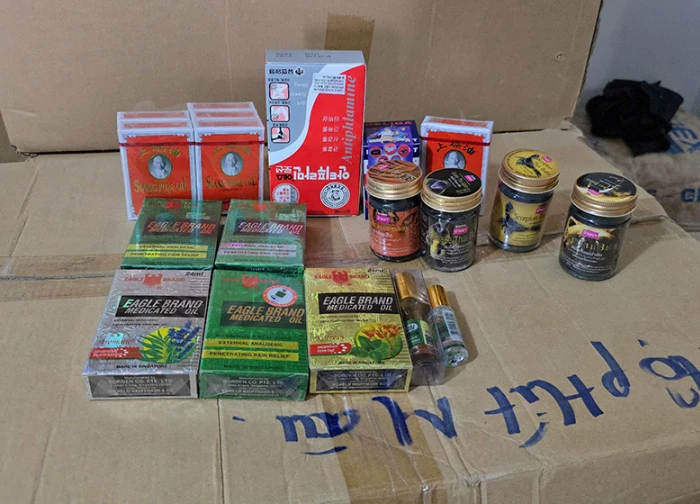 Công bố hình ảnh làm giả 70 nghìn chai dầu gió của vợ chồng doanh nhân