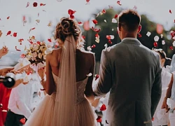 Đi ăn cưới người cũ, đột nhiên chú rể giới thiệu tôi lên sân khấu tuyên bố 1 chuyện đến nằm mơ tôi cũng không tin nổi