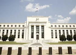 Fed có thể hạ lãi suất nhưng không chịu áp lực chính trị