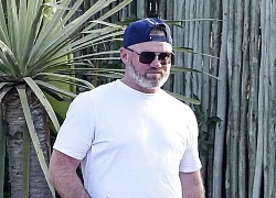 Huyền thoại Wayne Rooney... 'ăn bám' vợ