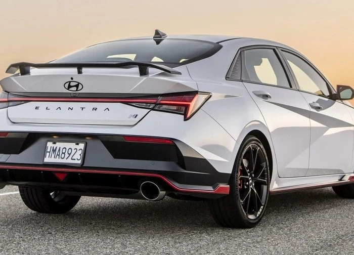 Hyundai chưa từ bỏ xe xăng hiệu suất cao