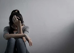 Ngày chồng vừa mất khi nhìn thấy chiếc nhẫn cưới anh đeo tôi mới biết mình bị phản bội