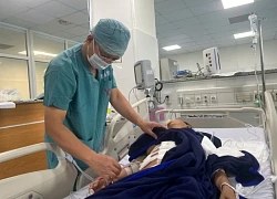 Phẫu thuật cắt khối u xơ tử cung nặng gần 5kg