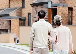 'Sang tên nhà, con dâu sẽ hiếu thuận với bố': Một câu nói khiến tôi tỉnh ngộ ở tuổi 70