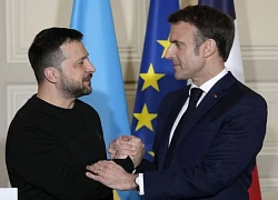 Tín hiệu ngoại giao mới từ cuộc điện đàm hiếm hoi giữa Tổng thống Macron và ông Putin