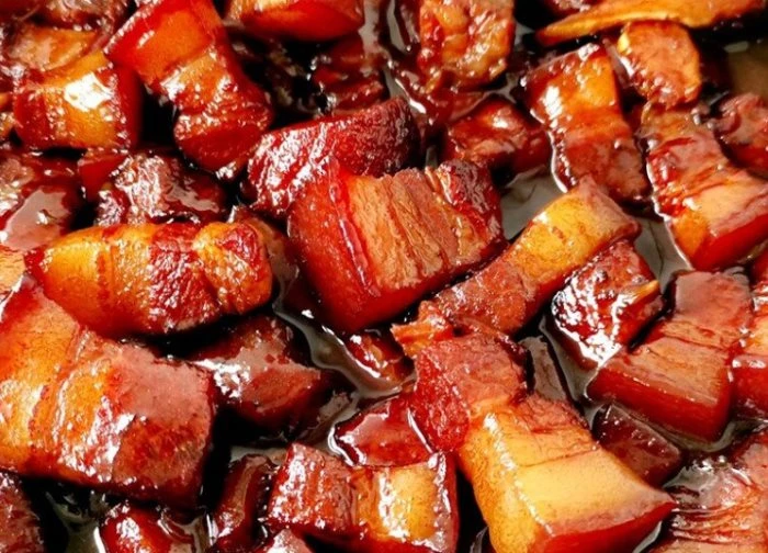 Bao năm kho thịt mãi giờ mới biết, muốn thịt ngon mềm tan trong miệng lại có màu đẹp nhất định phải làm điều này!