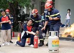 Chiến sĩ quả cảm không tuyển thí sinh nhí